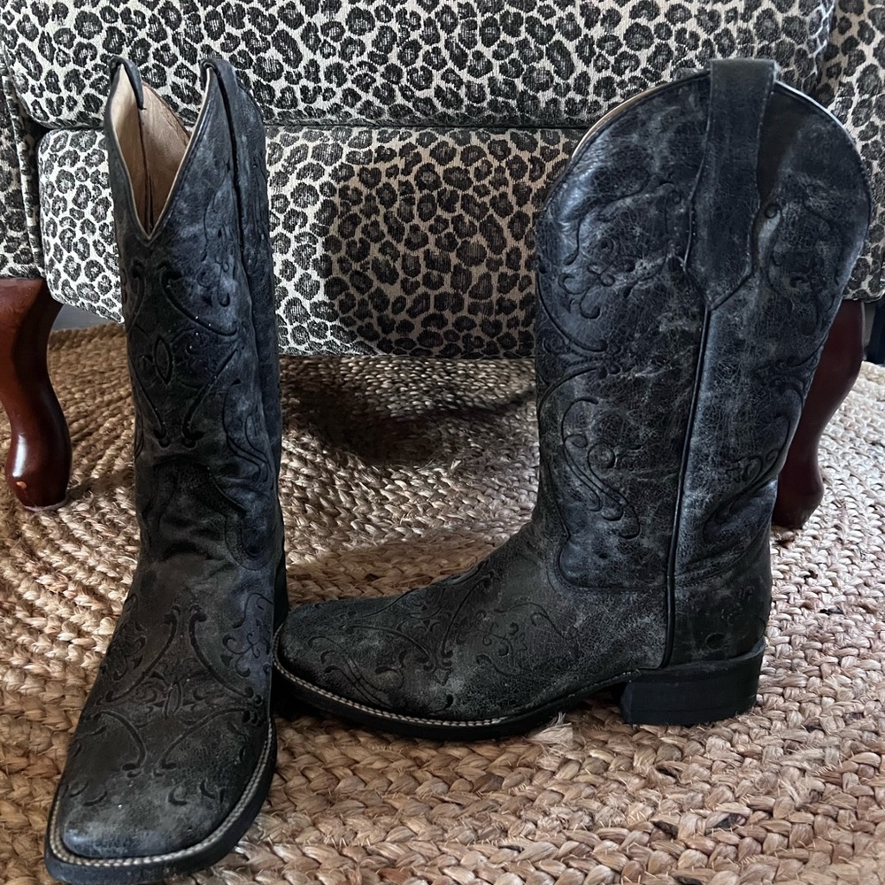 Circle G Women's Black Grey Square Toe Boot size 9
